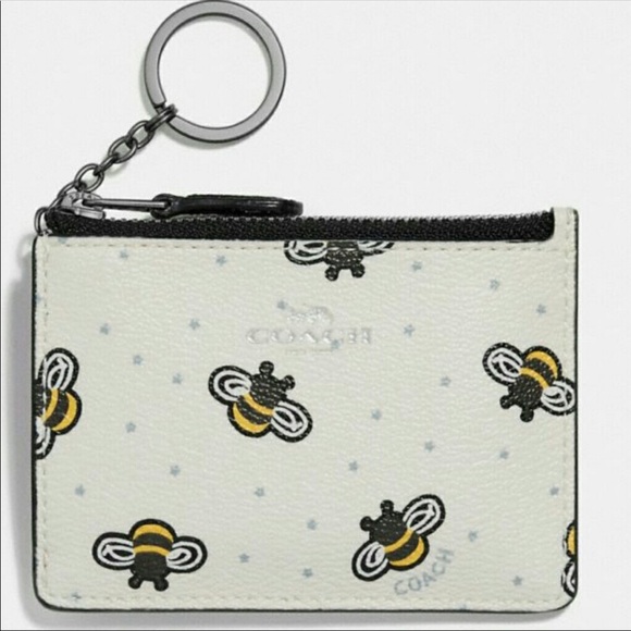 Coach Accessories - Mini skinny ID and keychain holder 🐝